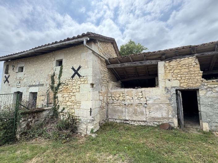 Image No.11-Maison de campagne de 4 chambres à vendre à Pillac