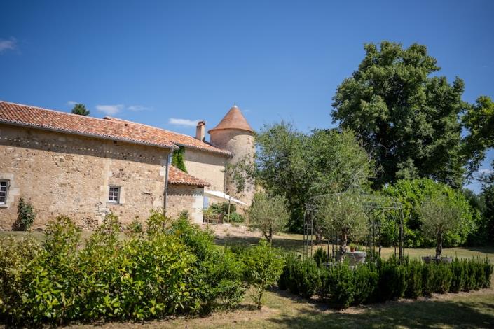 Image No.5-2 Bed Country Property for sale