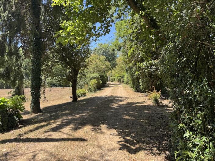 Image No.19-Maison de campagne de 5 chambres à vendre à Montguyon