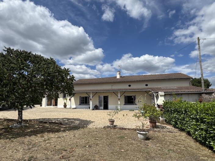 Image No.1-Maison de 3 chambres à vendre à Montguyon