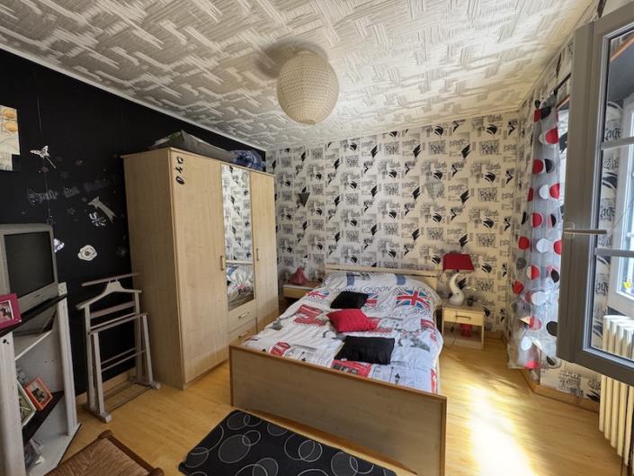 Image No.7-3 Bed House for sale