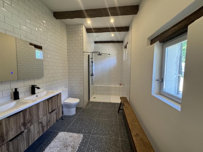 Image No.10-7 Bed Country House for sale