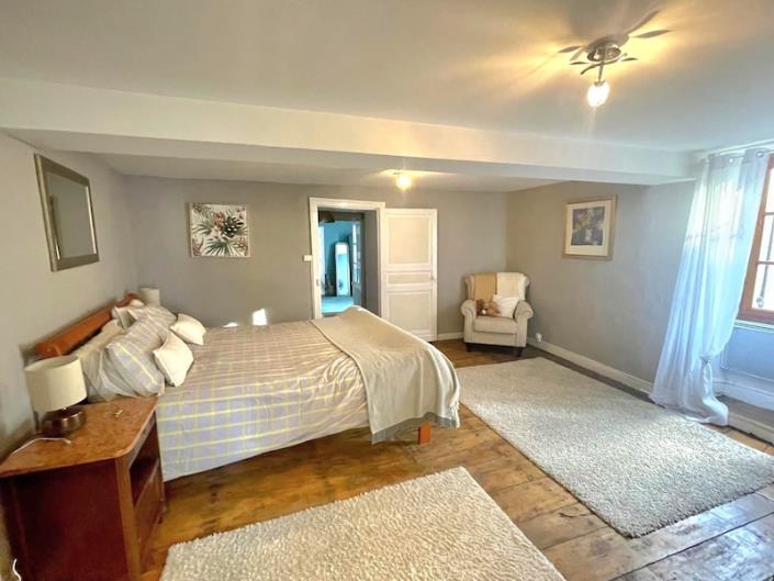 Image No.13-3 Bed Village House for sale