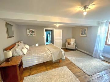 7919f4bd-4455-48dc-8ed1-3b938a3e2665