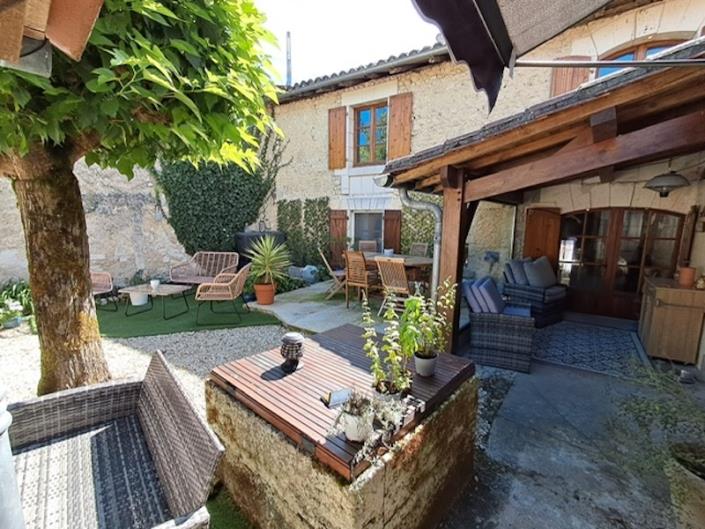 Image No.16-3 Bed Village House for sale