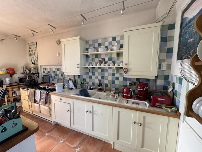 Image No.5-4 Bed Country House for sale