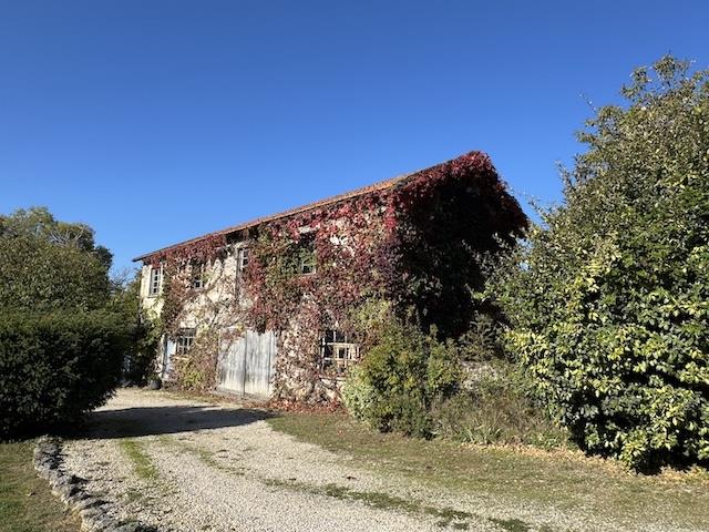 Image No.6-Propriété de pays de 4 chambres à vendre à Verteillac
