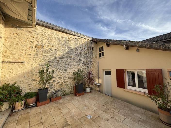 Image No.6-Chalet de 2 chambres à vendre à Montguyon