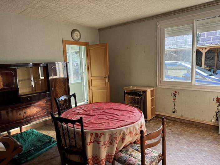 Image No.7-2 Bed House for sale