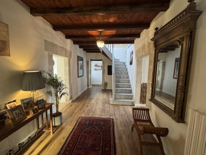 Image No.4-Propriété de pays de 4 chambres à vendre à Aubeterre-sur-Dronne