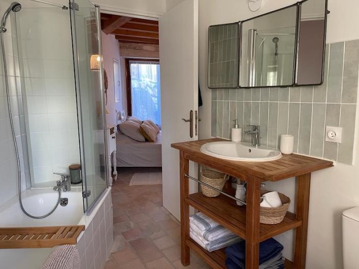 Image No.7-4 Bed Country House for sale