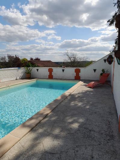 Image No.2-8 Bed Village House for sale