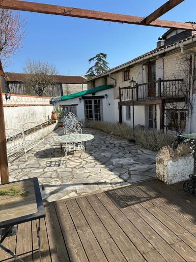 Image No.11-8 Bed Village House for sale