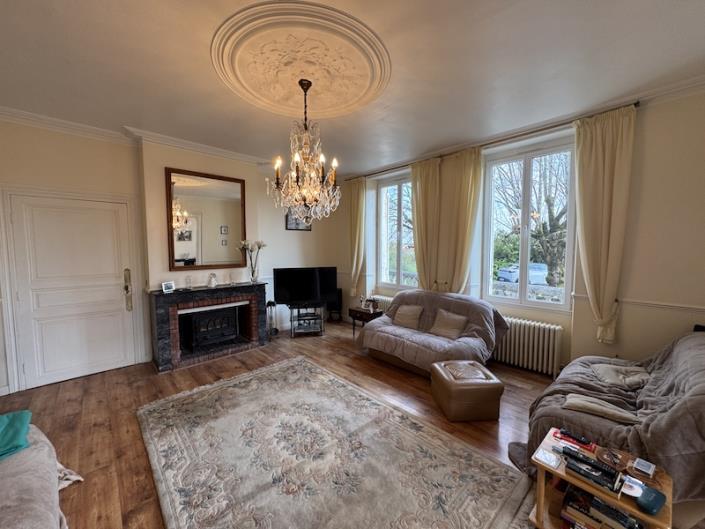 Image No.2-5 Bed Village House for sale