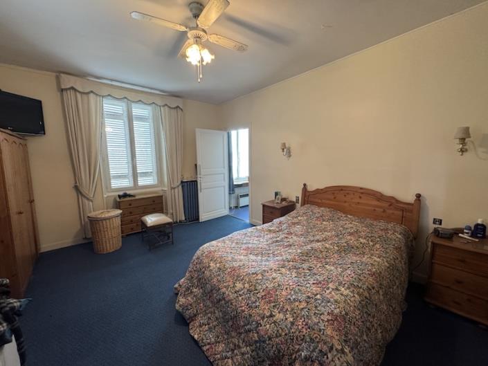 Image No.8-5 Bed Village House for sale