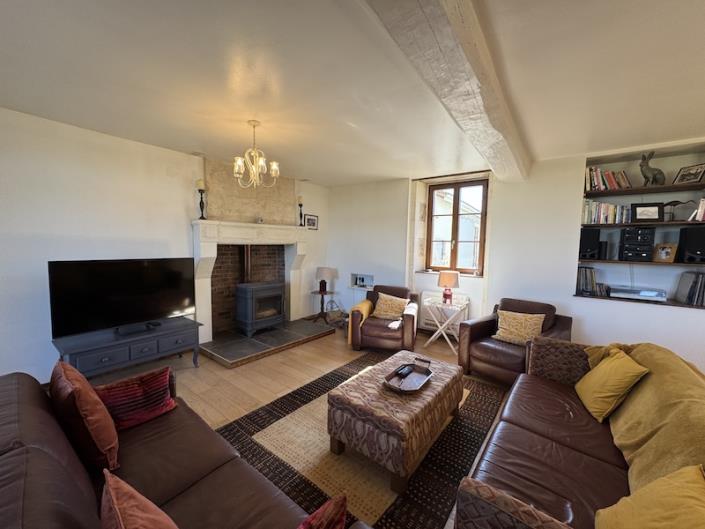 Image No.2-6 Bed Country Property for sale