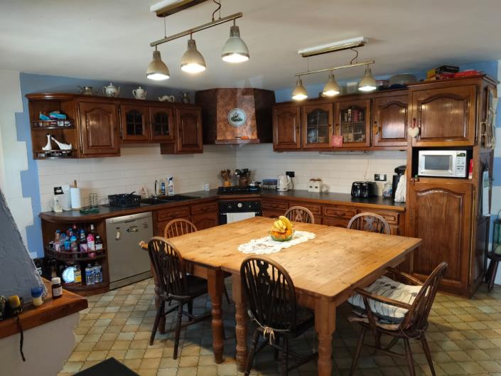 Image No.3-9 Bed Country House for sale