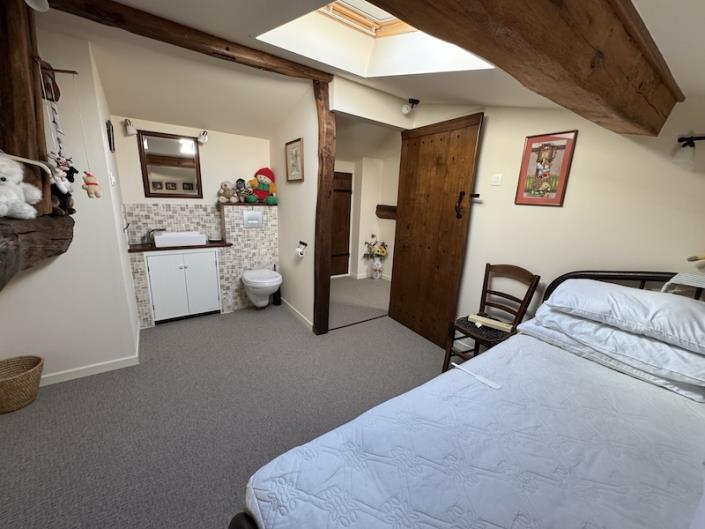 Image No.7-4 Bed Country House for sale