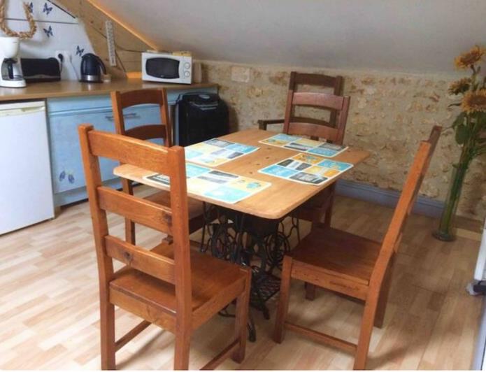 Image No.9-6 Bed Country Property for sale