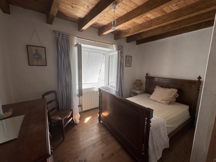 Image No.6-4 Bed Village House for sale