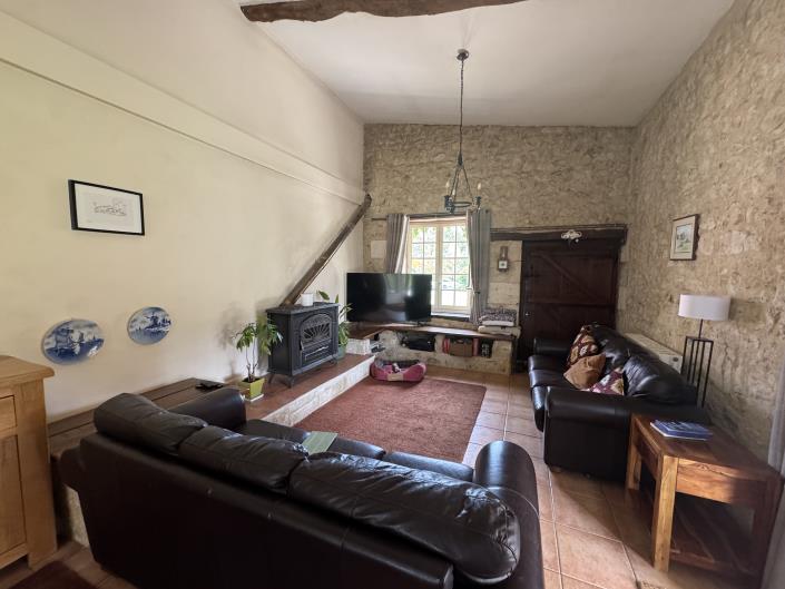 Image No.4-8 Bed Country House for sale