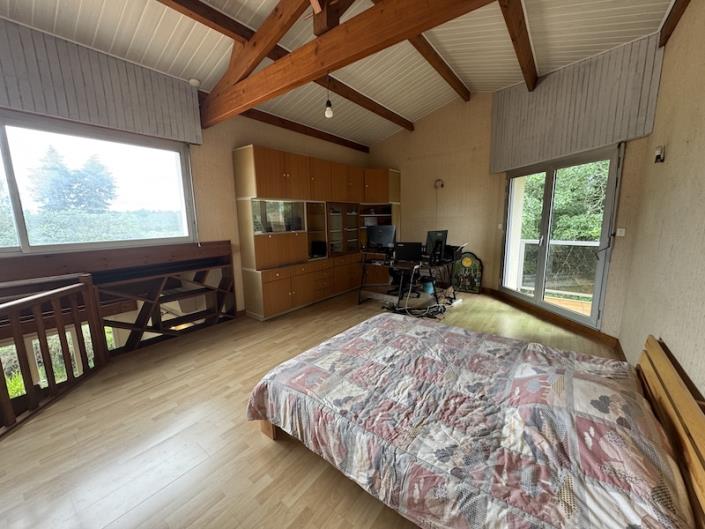 Image No.6-5 Bed Country House for sale