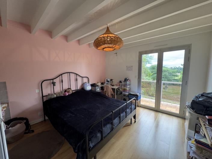 Image No.8-5 Bed Country House for sale