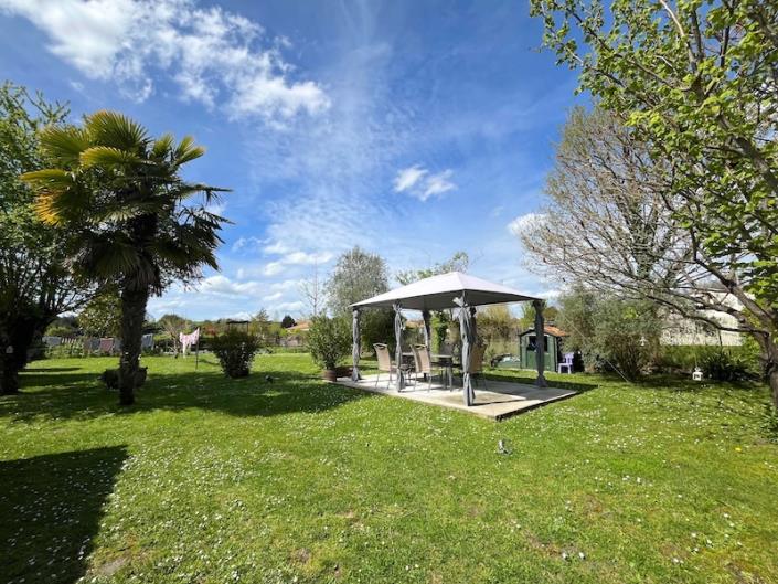 Image No.17-8 Bed Village House for sale
