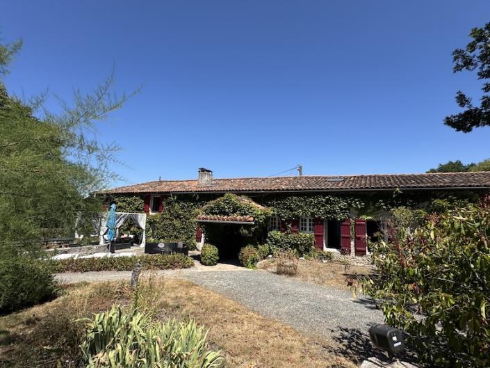 Image No.13-10 Bed Farmhouse for sale