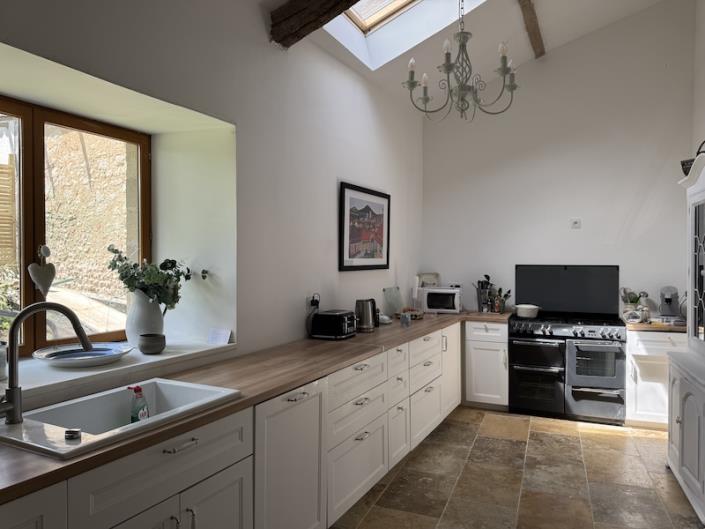 Image No.5-3 Bed House for sale