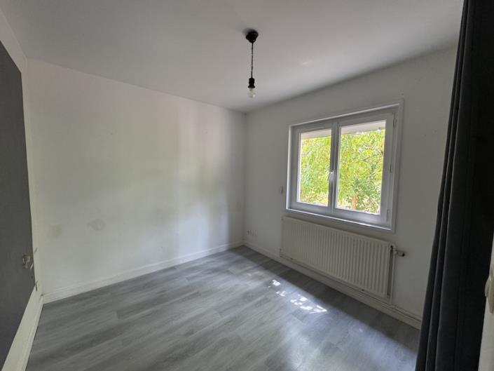 Image No.6-3 Bed House for sale