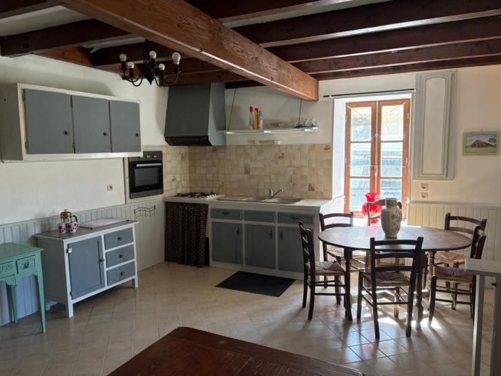 Image No.8-Maison de campagne de 9 chambres à vendre à Barbezieux-Saint-Hilaire
