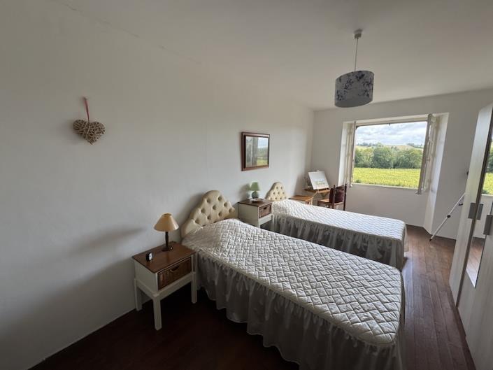 Image No.6-3 Bed Cottage for sale