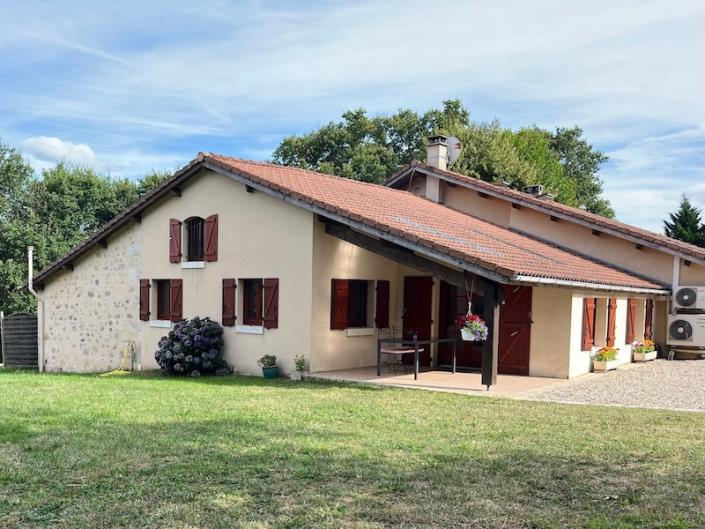 Image No.10-7 Bed Country House for sale