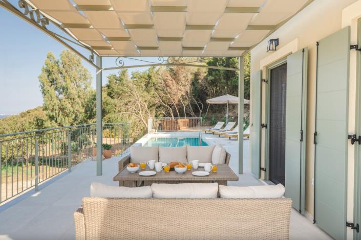 Image No.9-2 Bed Villa for sale