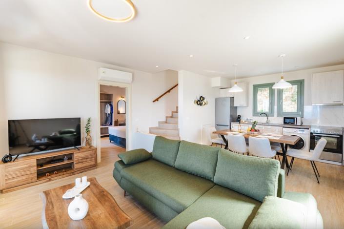 Image No.2-2 Bed Villa for sale