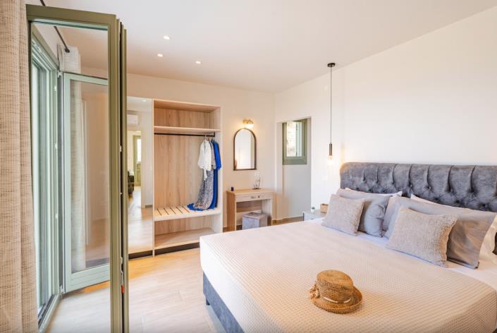 Image No.5-2 Bed Villa for sale