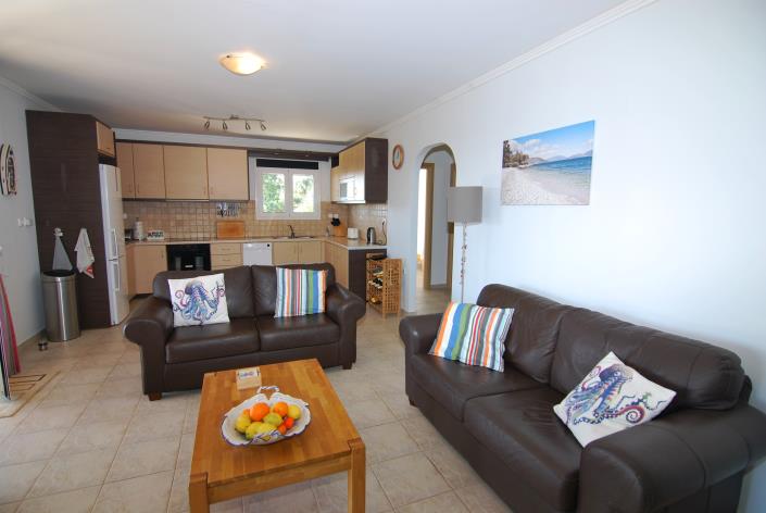 Image No.2-2 Bed Villa / Detached for sale