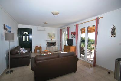 House_for_sale_in_Ratzakli_Kefalonia--3-
