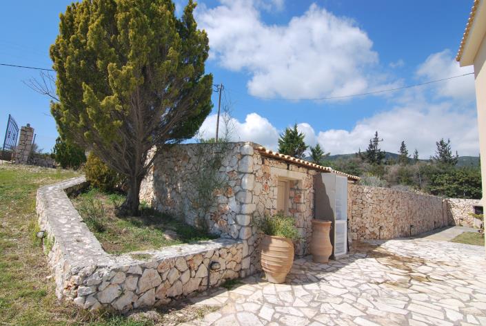 Image No.16-2 Bed Villa for sale