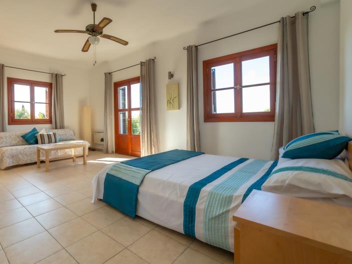 Image No.20-6 Bed Villa for sale