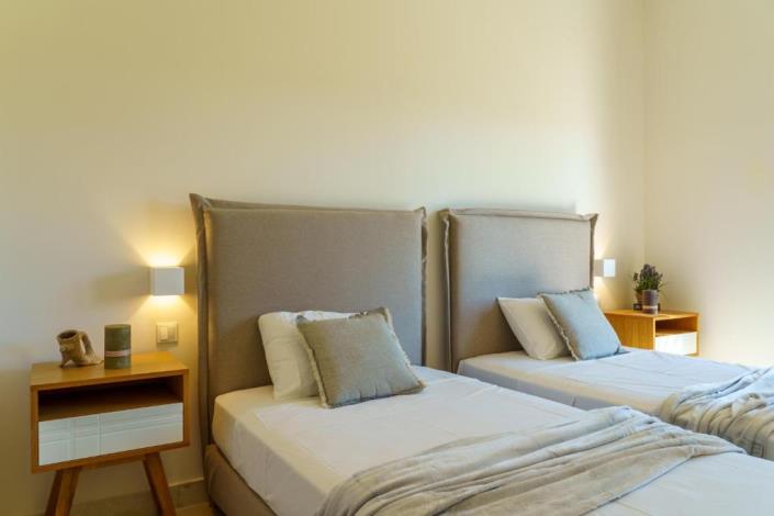 Image No.21-3 Bed Villa for sale