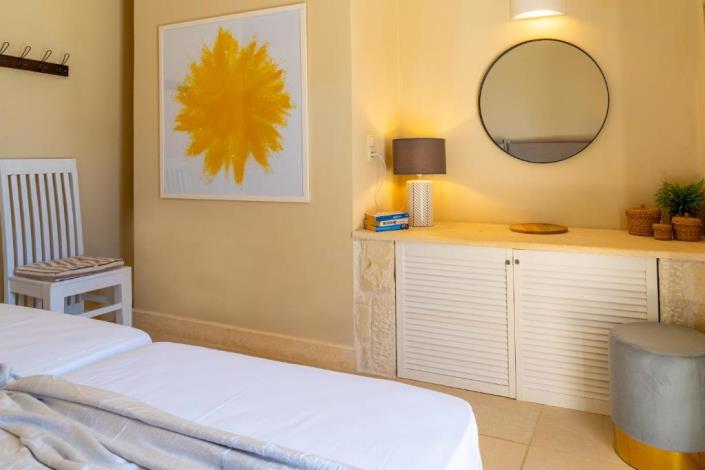 Image No.4-2 Bed Villa for sale