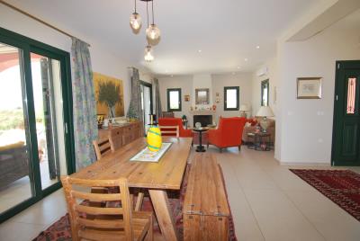 Villa_for_sale_in_Mavrata_Kefalonia--2-