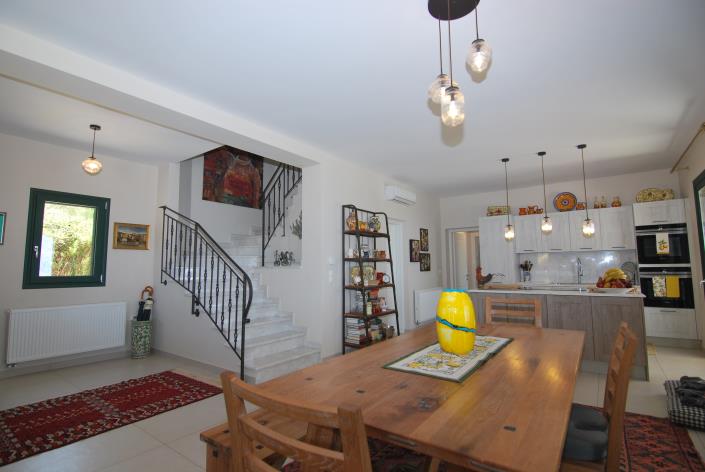 Image No.8-3 Bed Villa for sale