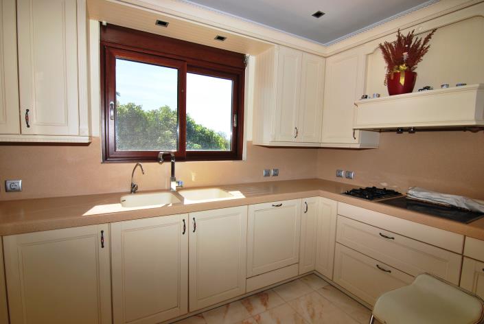 Image No.4-4 Bed Villa for sale