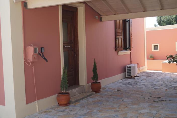 Image No.3-3 Bed Villa for sale