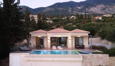 Villa_with_pool_for_sale_in_Mousata_Kefalonia--15-