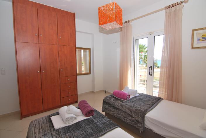 Image No.4-2 Bed Villa for sale