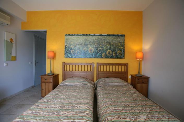 Image No.9-3 Bed Villa for sale